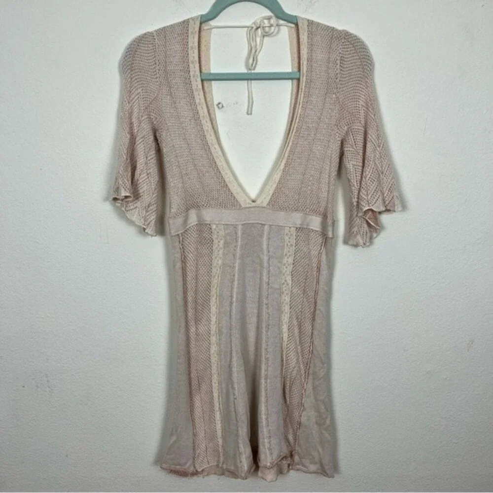 Free People Deep V Knit Ivory/Pink Boho Chic Mini Dress- Size Small - Picture 5 of 8